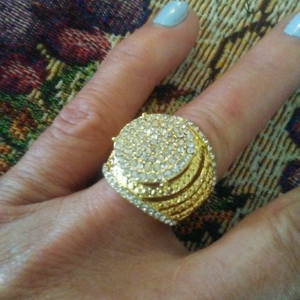 Gorgeous Gold Plated sz. 7 Diamonique Ring